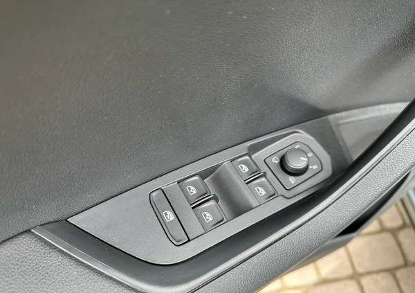 Skoda Karoq cena 125900 przebieg: 25500, rok produkcji 2022 z Sępólno Krajeńskie małe 562